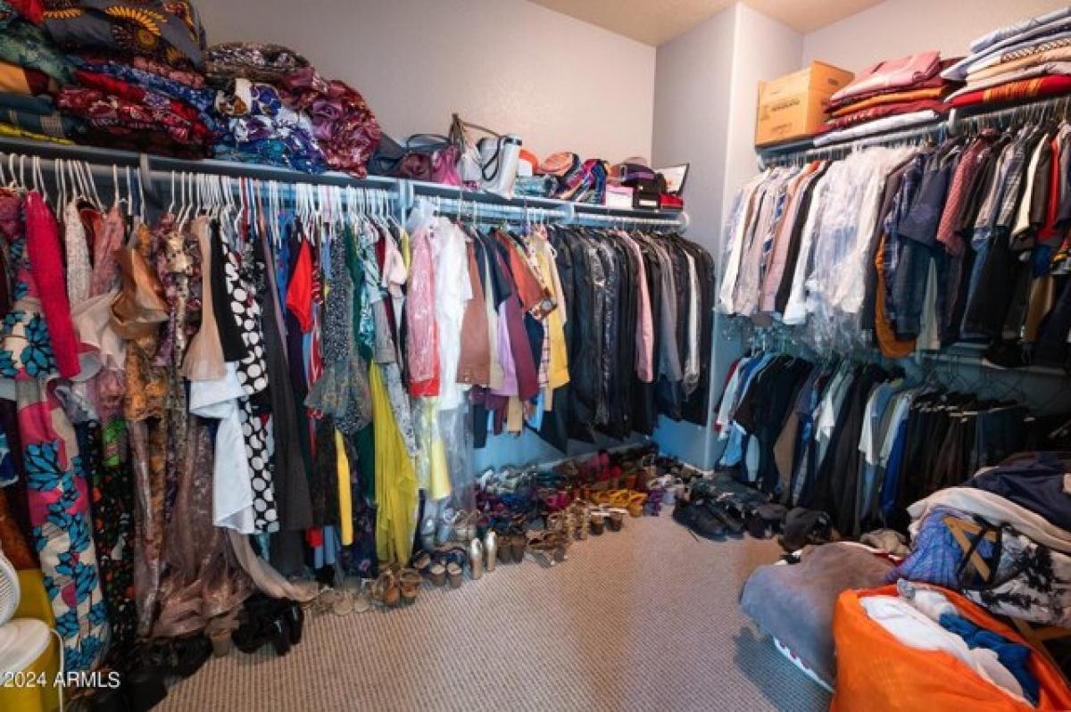 Picture of Home For Sale in Goodyear, Arizona, United States