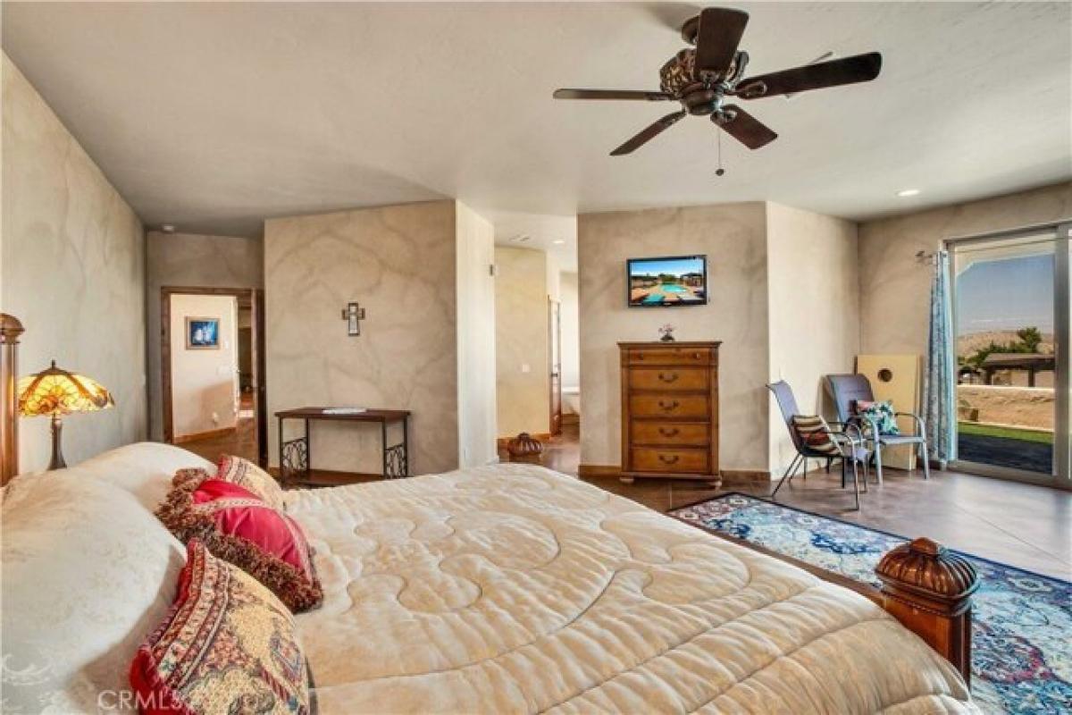 Picture of Home For Sale in Yucca Valley, California, United States