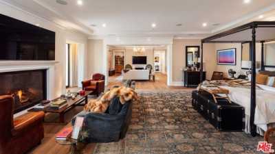Home For Sale in Beverly Hills, California