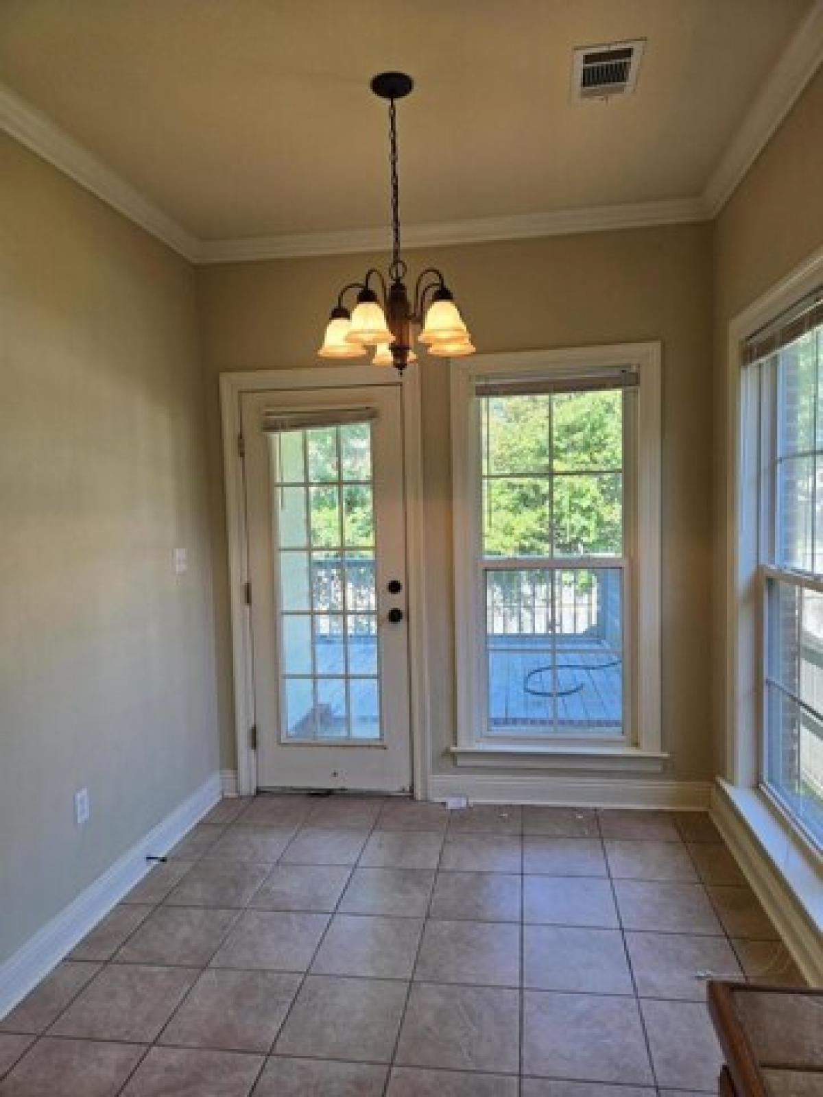 Picture of Home For Sale in Hattiesburg, Mississippi, United States