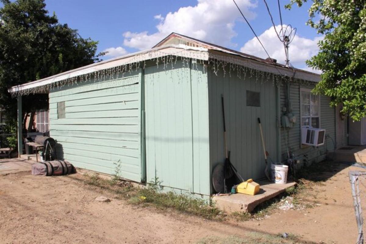 Picture of Home For Sale in Laredo, Texas, United States