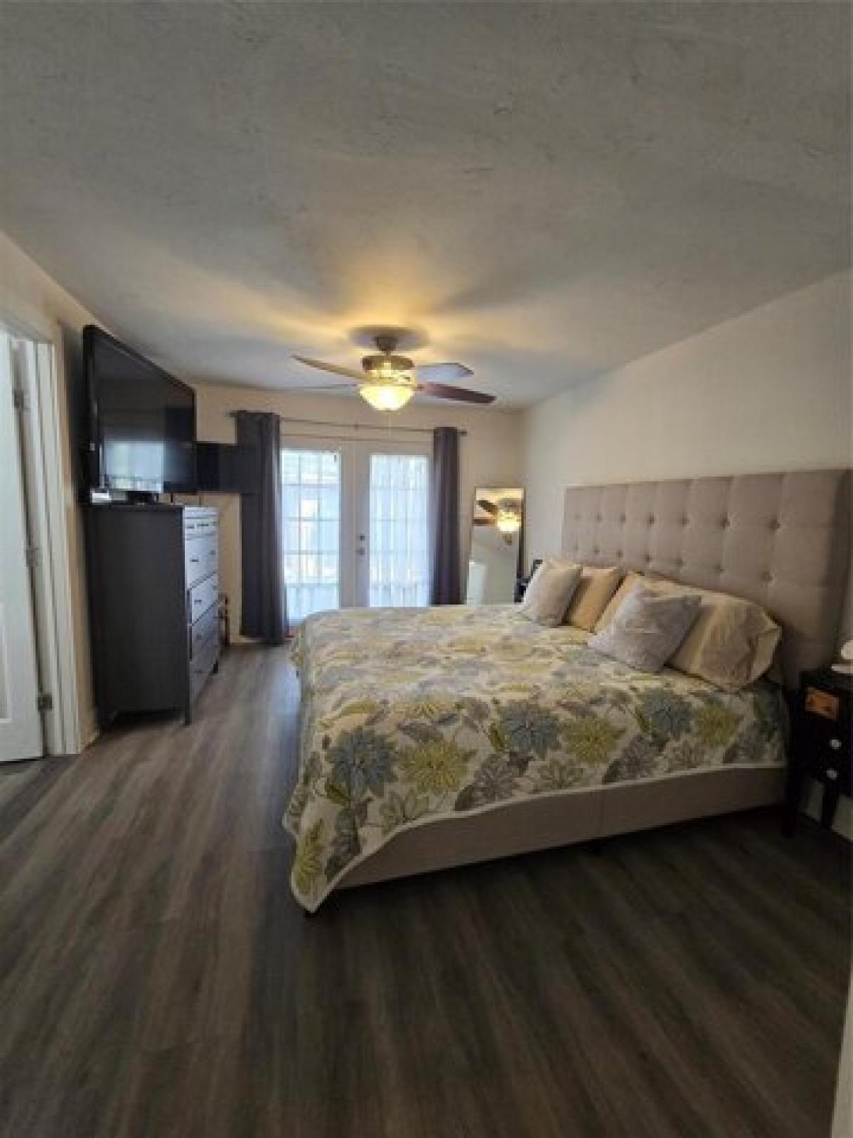 Picture of Home For Sale in Irving, Texas, United States