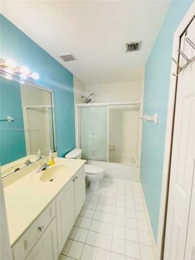 Home For Rent in Davie, Florida