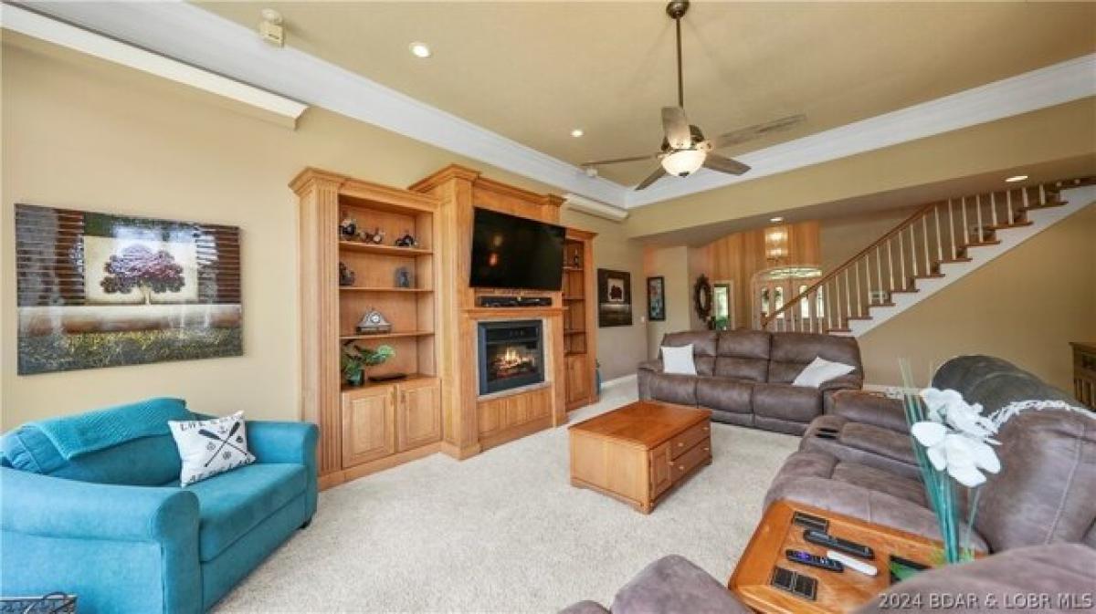 Picture of Home For Sale in Osage Beach, Missouri, United States