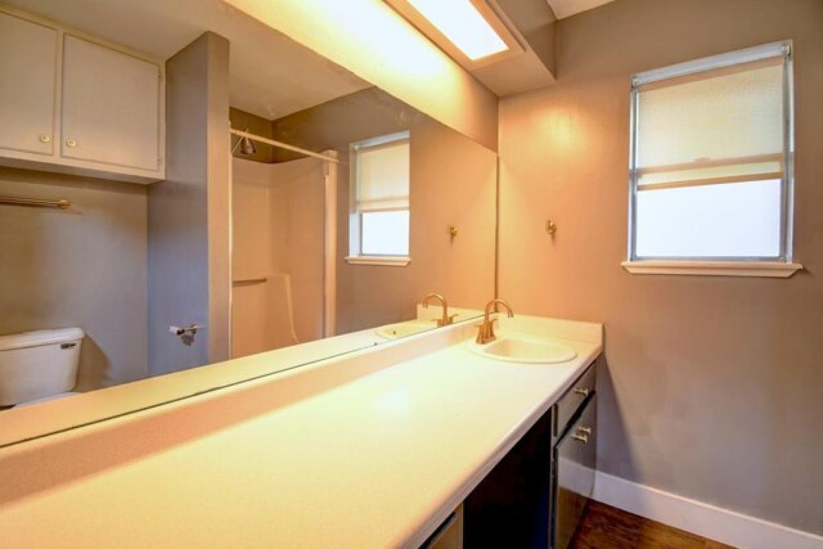 Picture of Home For Sale in Kerrville, Texas, United States