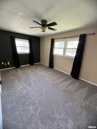 Home For Sale in Davenport, Iowa