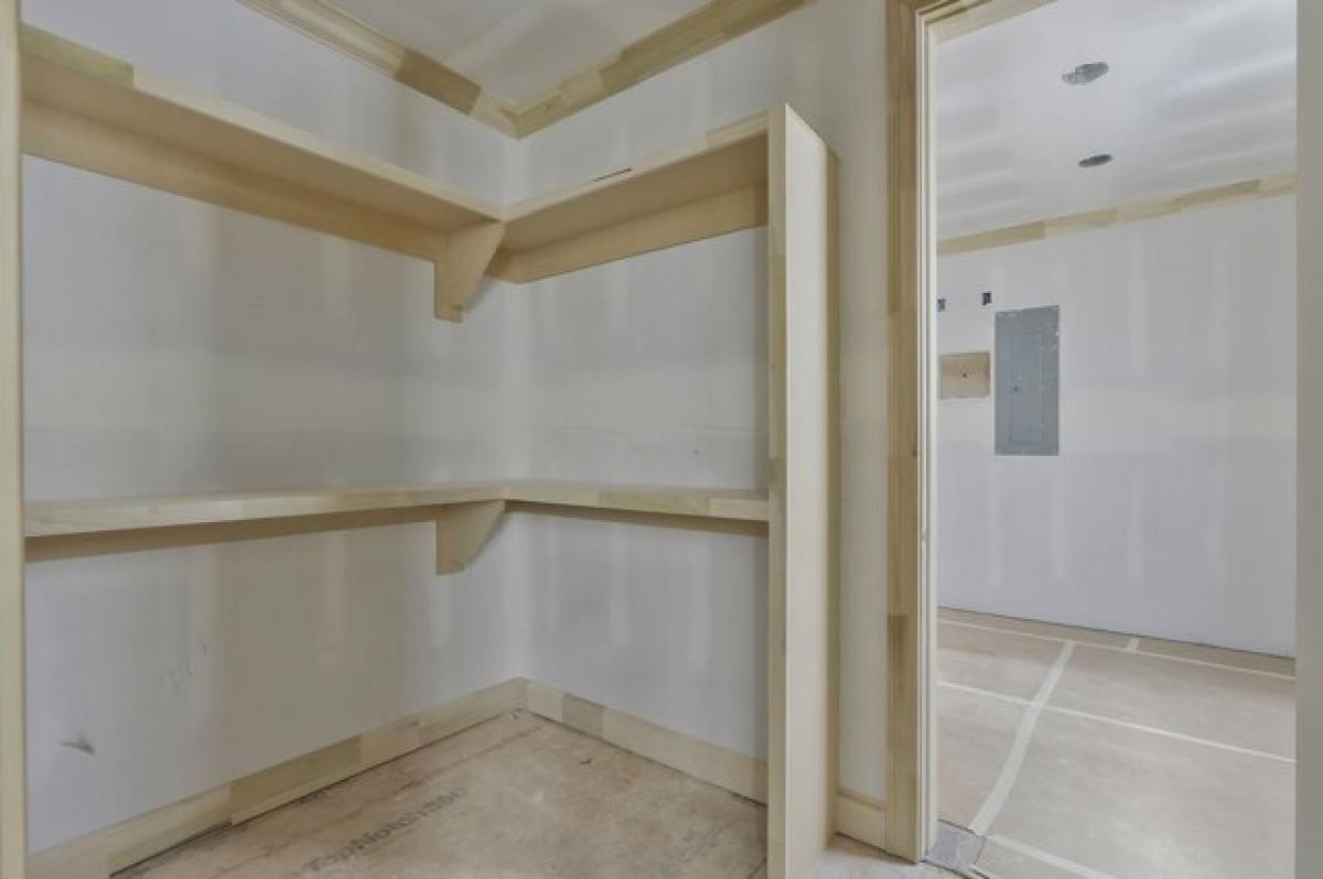 Picture of Home For Sale in Spring Hill, Tennessee, United States