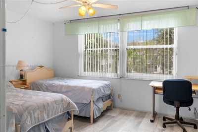 Home For Sale in Oakland Park, Florida