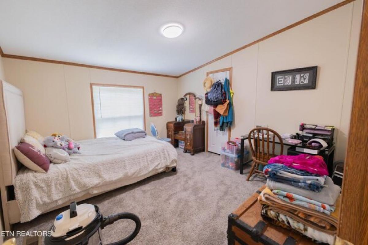 Picture of Home For Sale in Crossville, Tennessee, United States