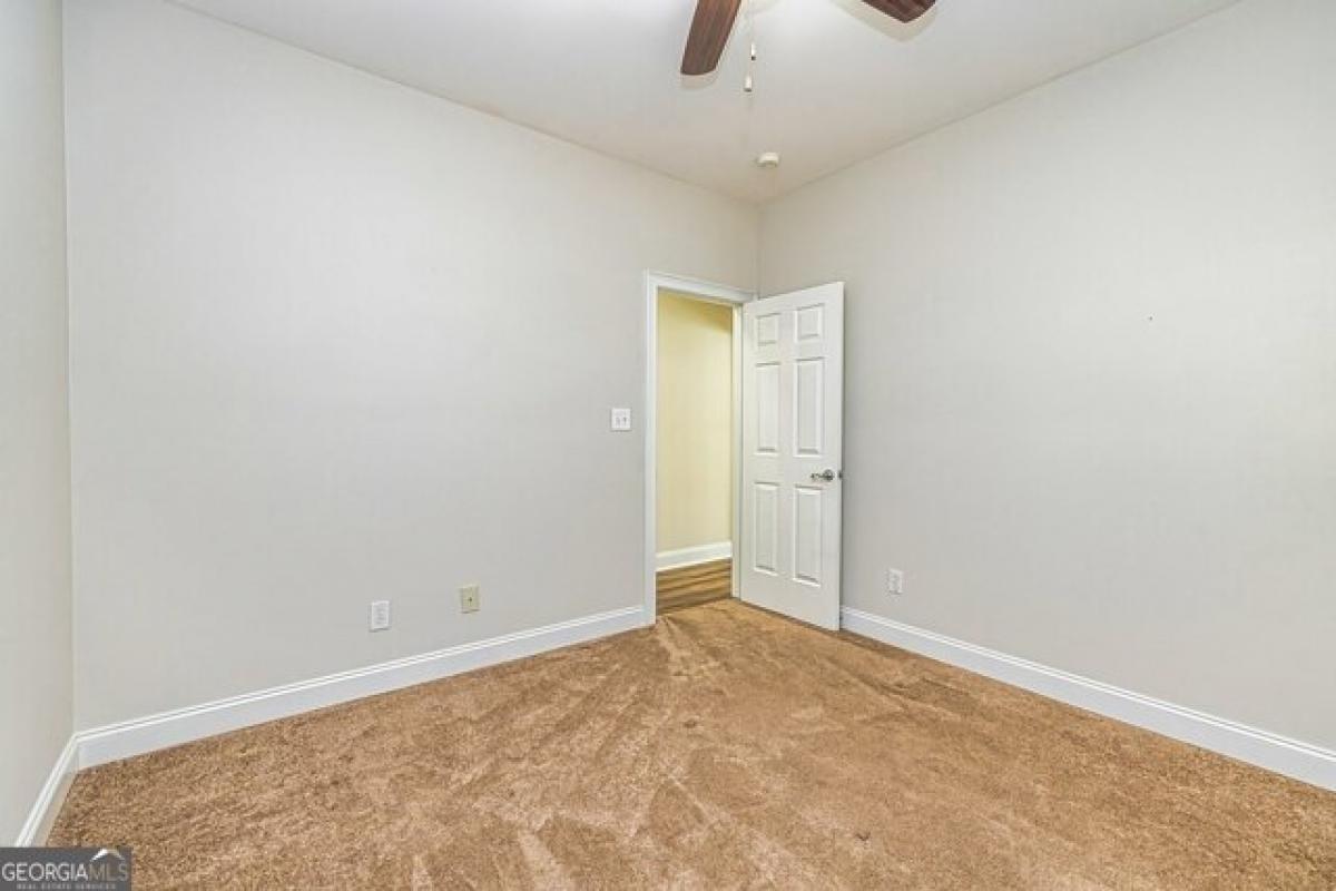 Picture of Home For Sale in Senoia, Georgia, United States