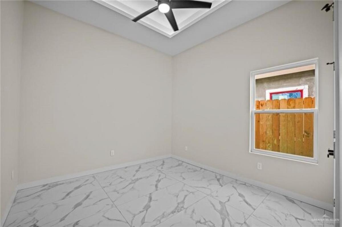 Picture of Home For Sale in San Juan, Texas, United States