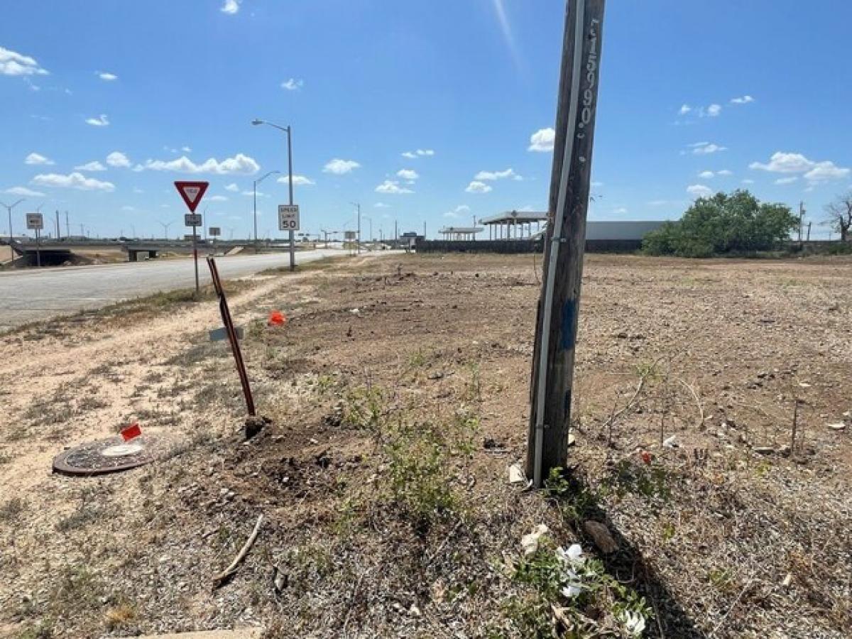 Picture of Residential Land For Sale in San Angelo, Texas, United States