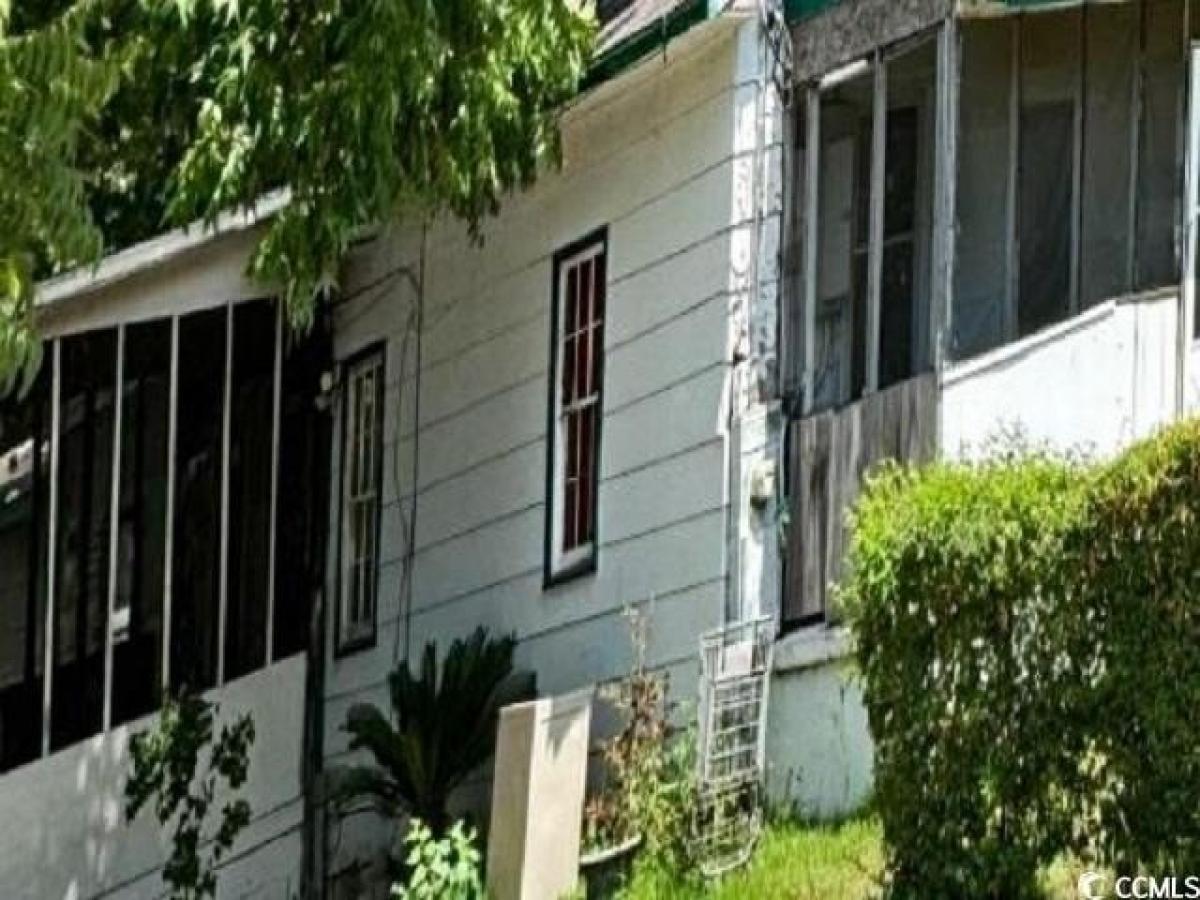 Picture of Home For Sale in Florence, South Carolina, United States