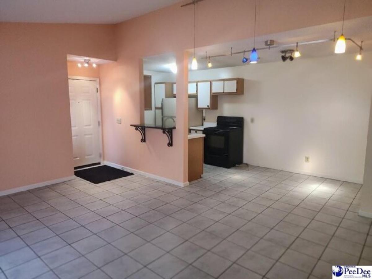 Picture of Home For Sale in Florence, South Carolina, United States