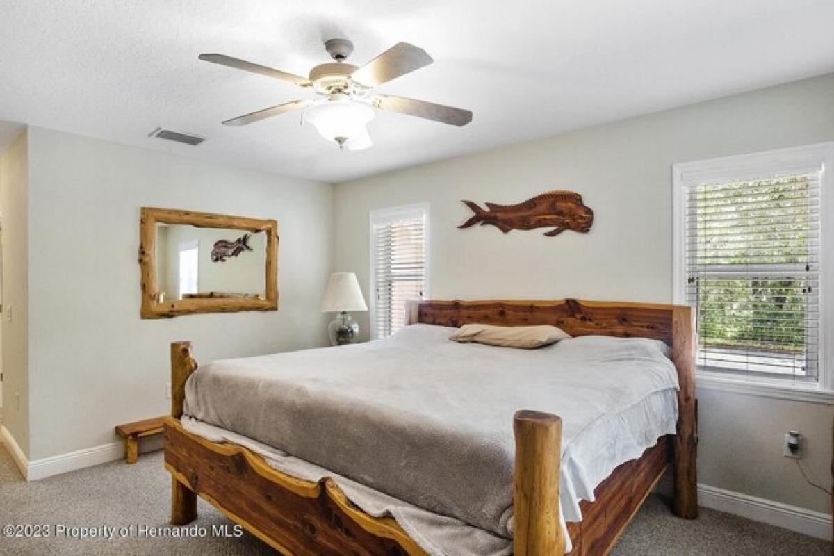 Picture of Home For Sale in Weeki Wachee, Florida, United States