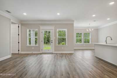 Home For Sale in Ocean Springs, Mississippi