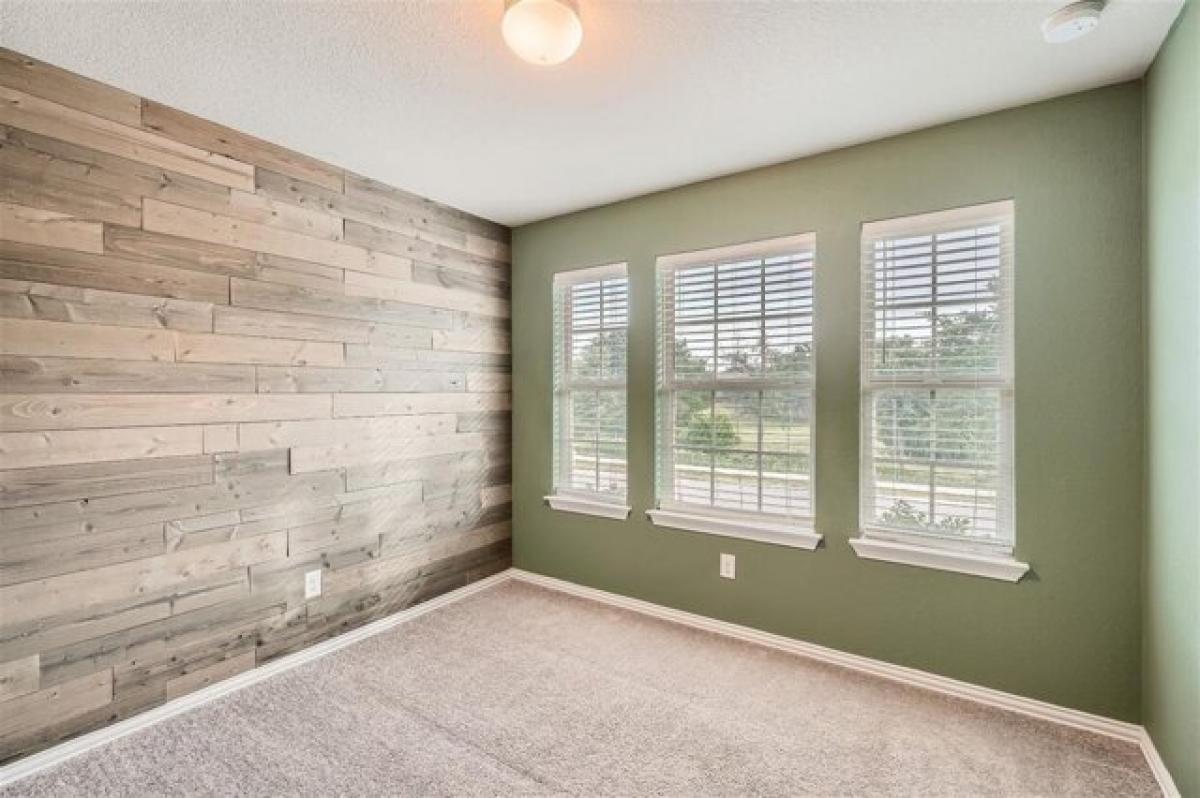 Picture of Home For Sale in Kyle, Texas, United States