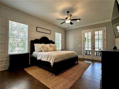 Home For Sale in Woodstock, Georgia