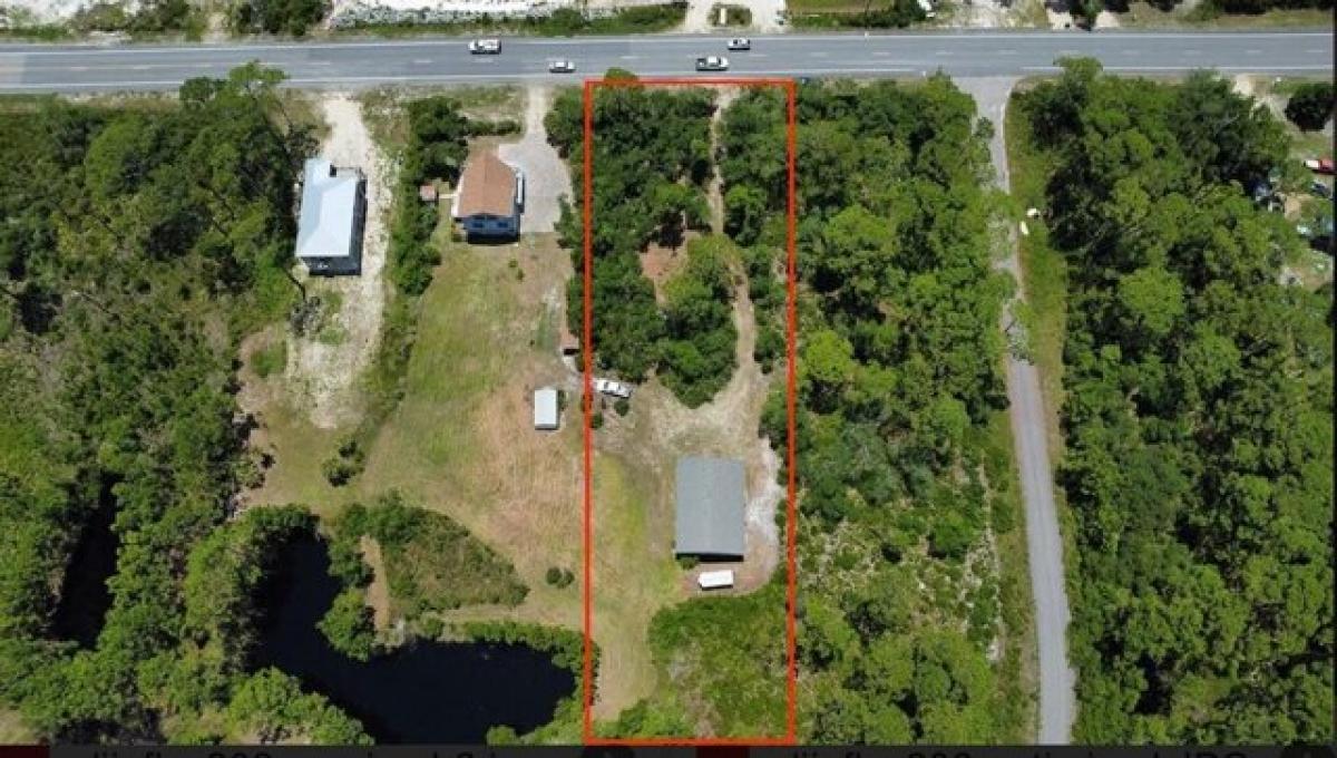 Picture of Residential Land For Sale in Carrabelle, Florida, United States