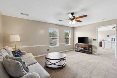 Home For Sale in Hendersonville, Tennessee