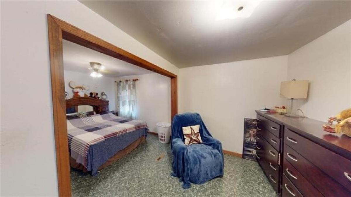 Picture of Home For Sale in Butler, Pennsylvania, United States