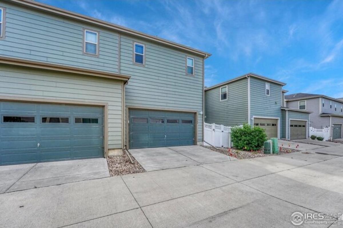 Picture of Home For Sale in Broomfield, Colorado, United States