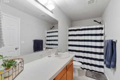 Home For Sale in Beaverton, Oregon