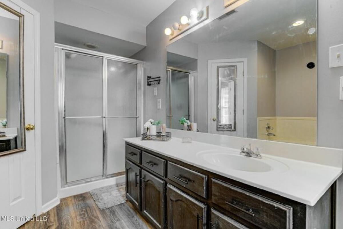 Picture of Home For Sale in Southaven, Mississippi, United States