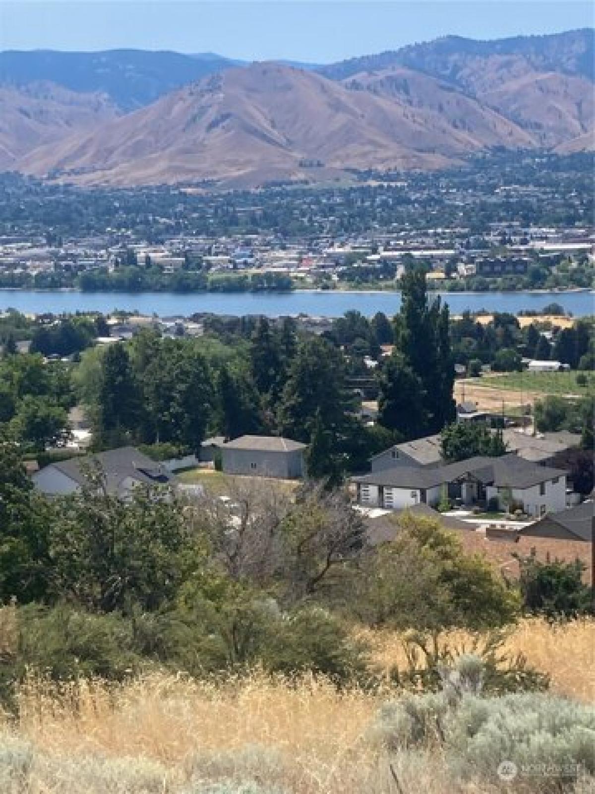 Picture of Residential Land For Sale in East Wenatchee, Washington, United States