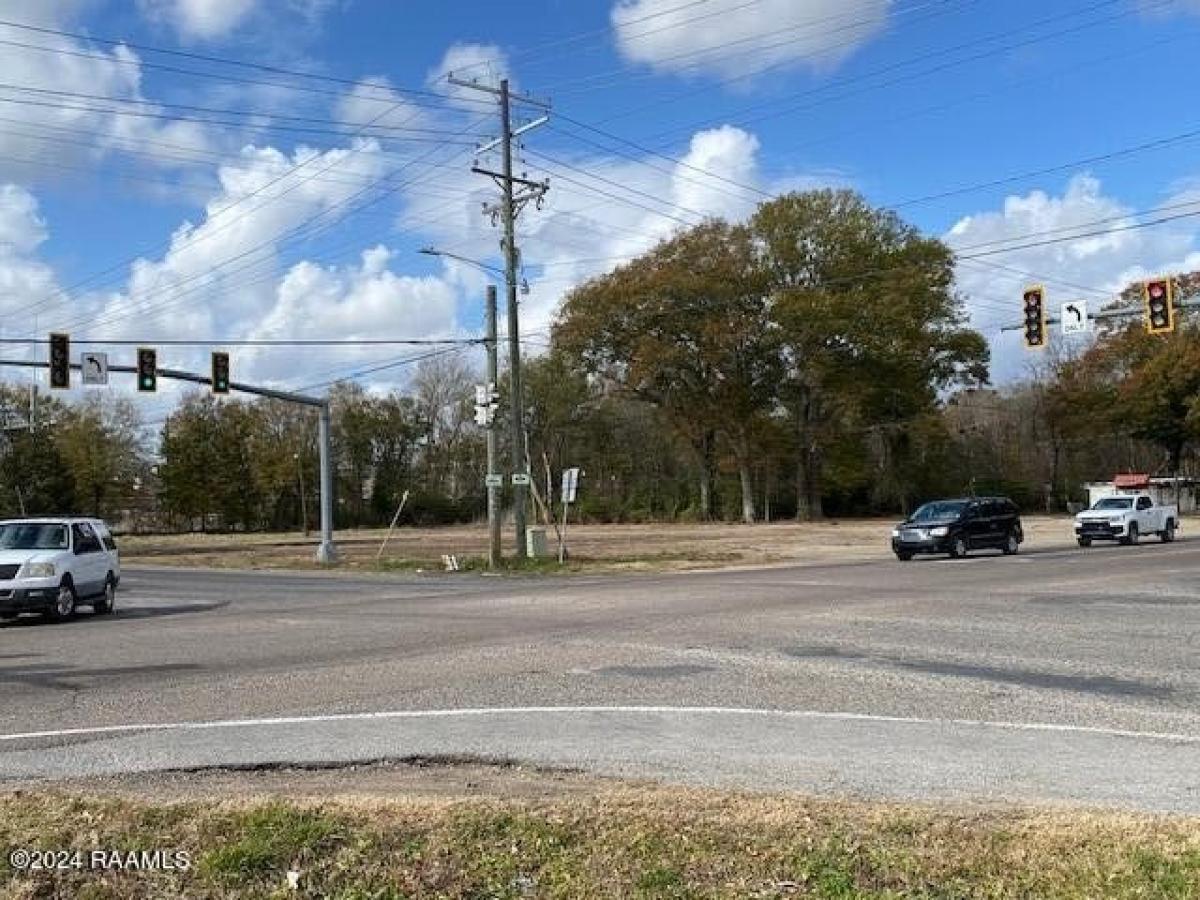 Picture of Residential Land For Sale in Carencro, Louisiana, United States