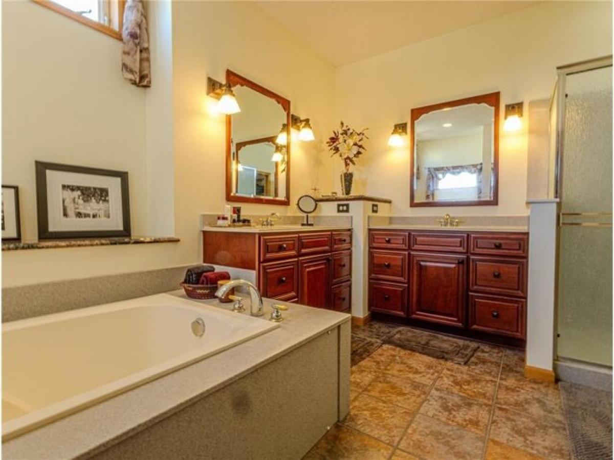 Picture of Home For Sale in Rosemount, Minnesota, United States