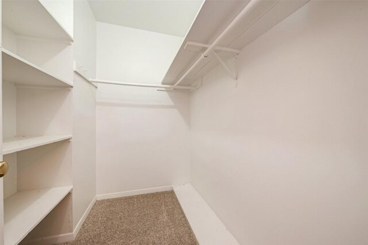 Picture of Residential Land For Sale in Huntsville, Texas, United States