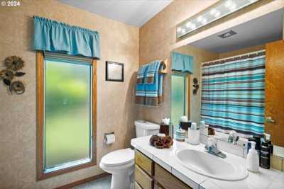 Home For Sale in West Linn, Oregon