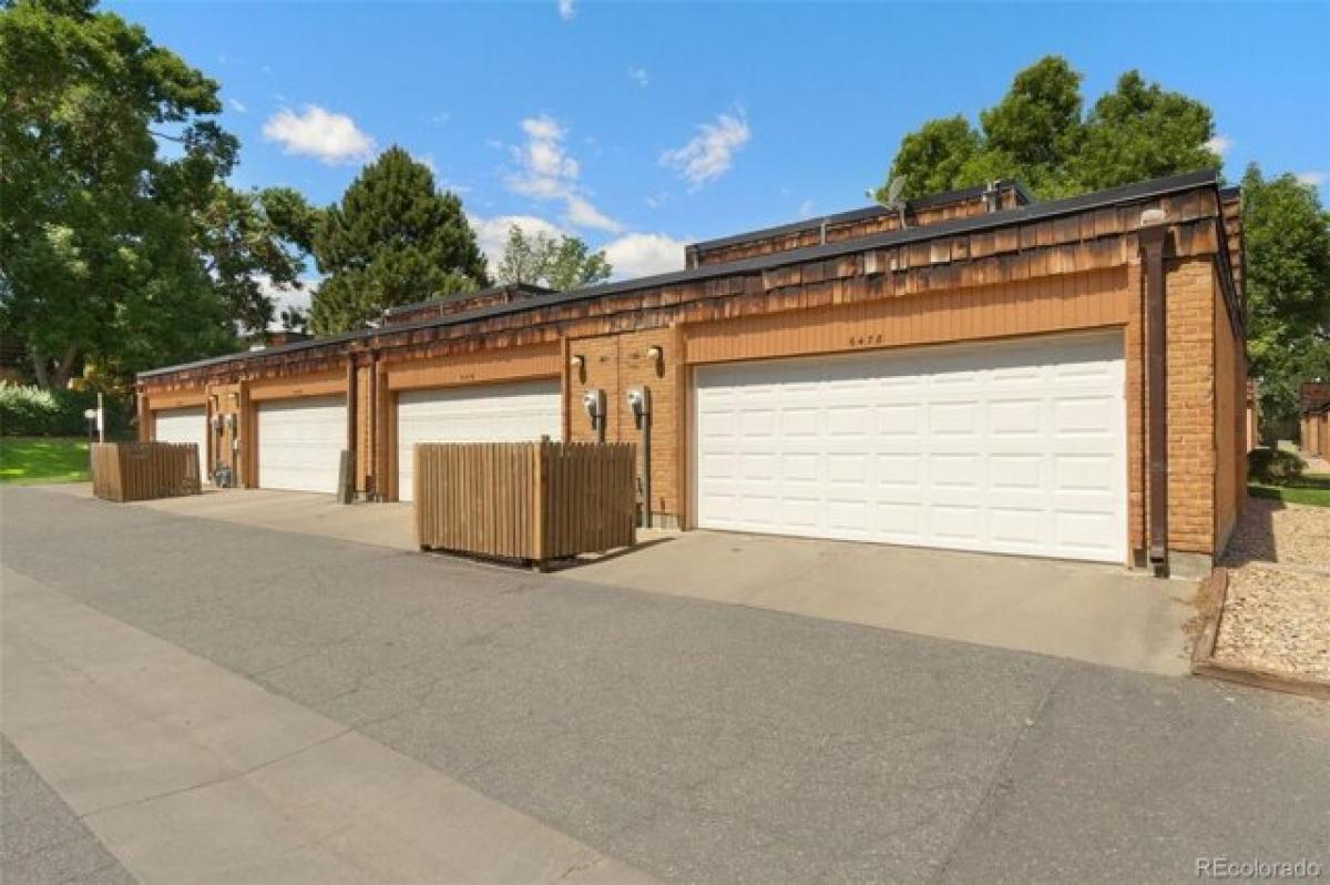 Picture of Home For Sale in Arvada, Colorado, United States