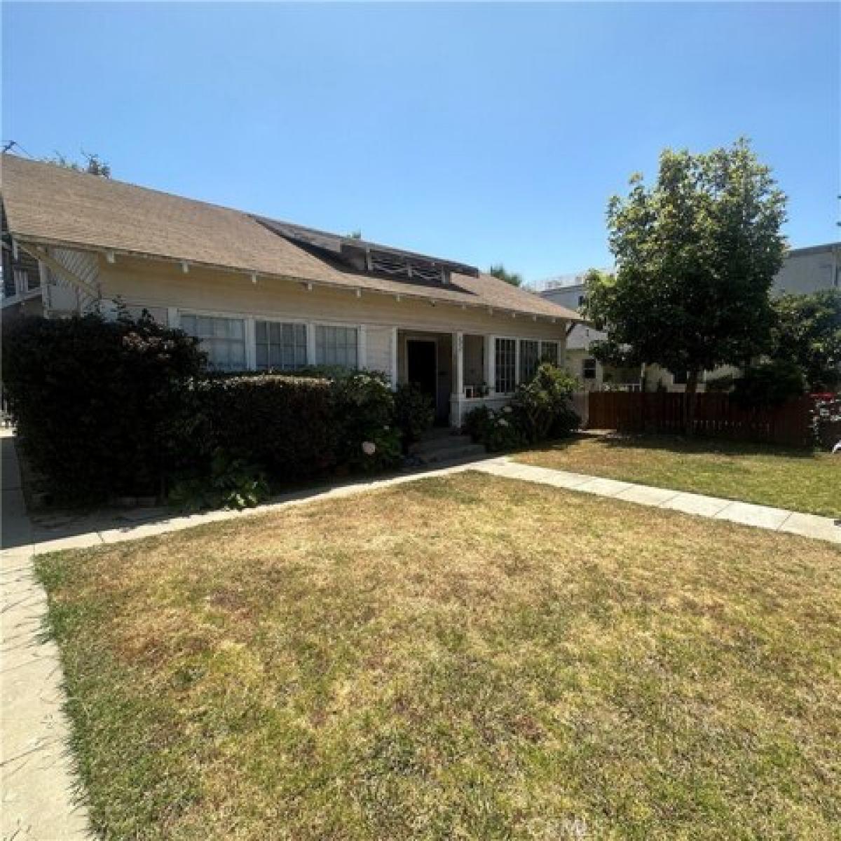 Picture of Home For Sale in Inglewood, California, United States