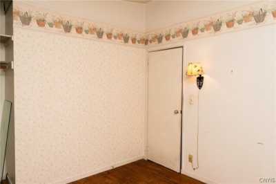 Home For Sale in Cicero, New York