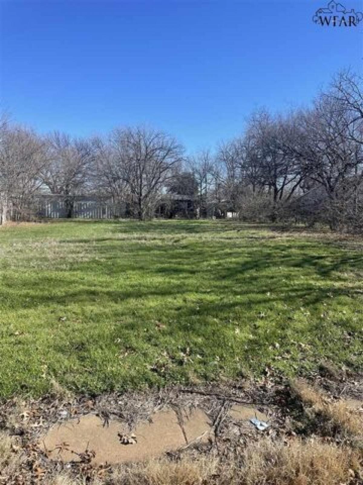 Picture of Residential Land For Rent in Wichita Falls, Texas, United States