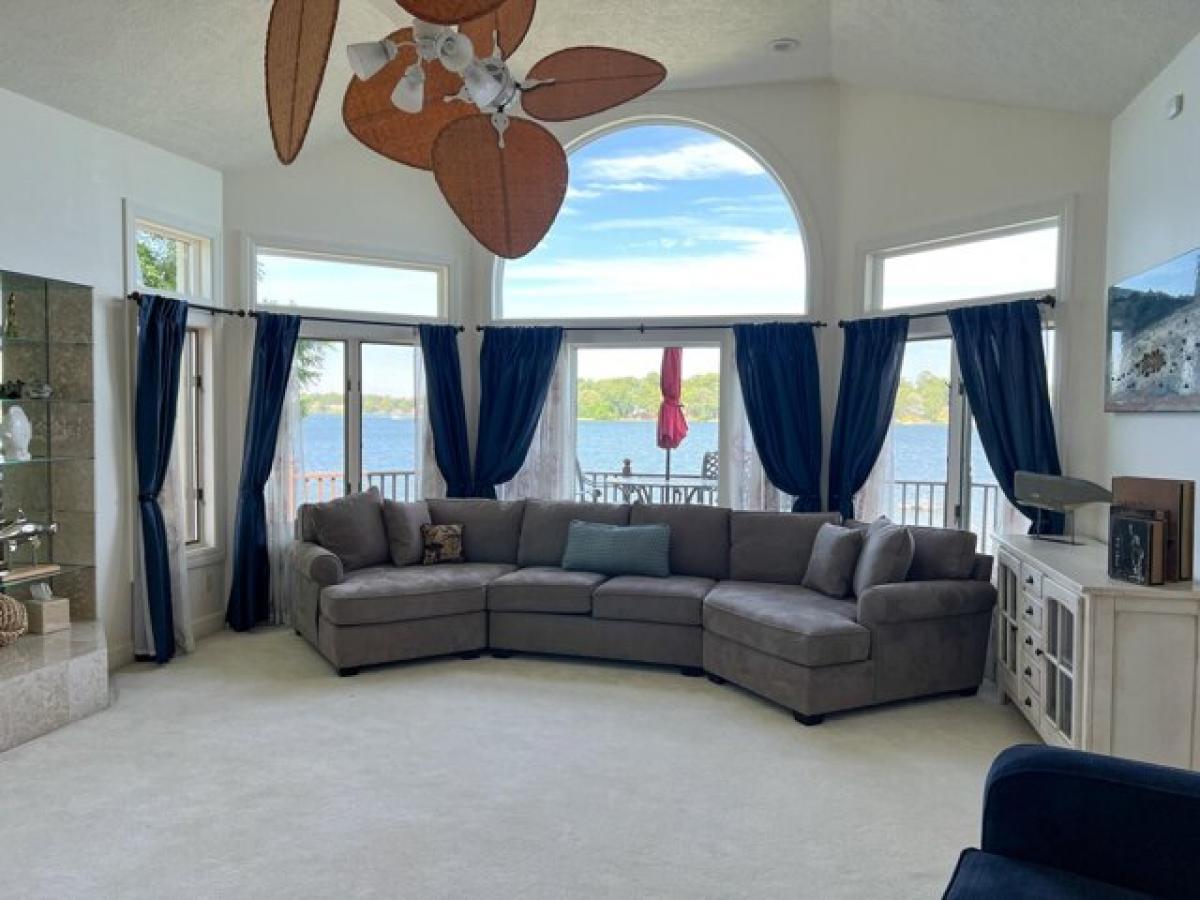 Picture of Home For Sale in Battle Creek, Michigan, United States