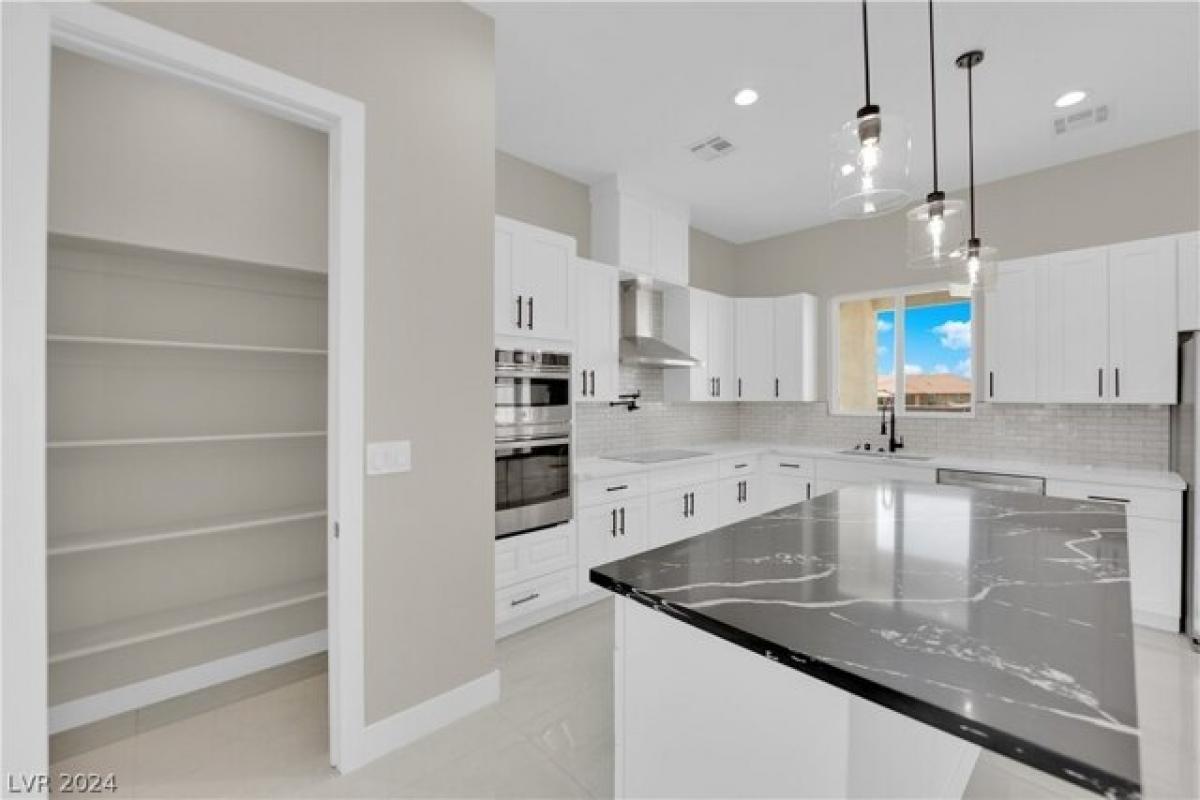 Picture of Home For Sale in Pahrump, Nevada, United States