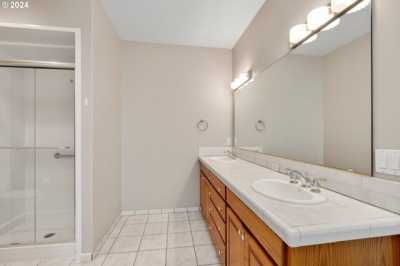 Home For Sale in Keizer, Oregon