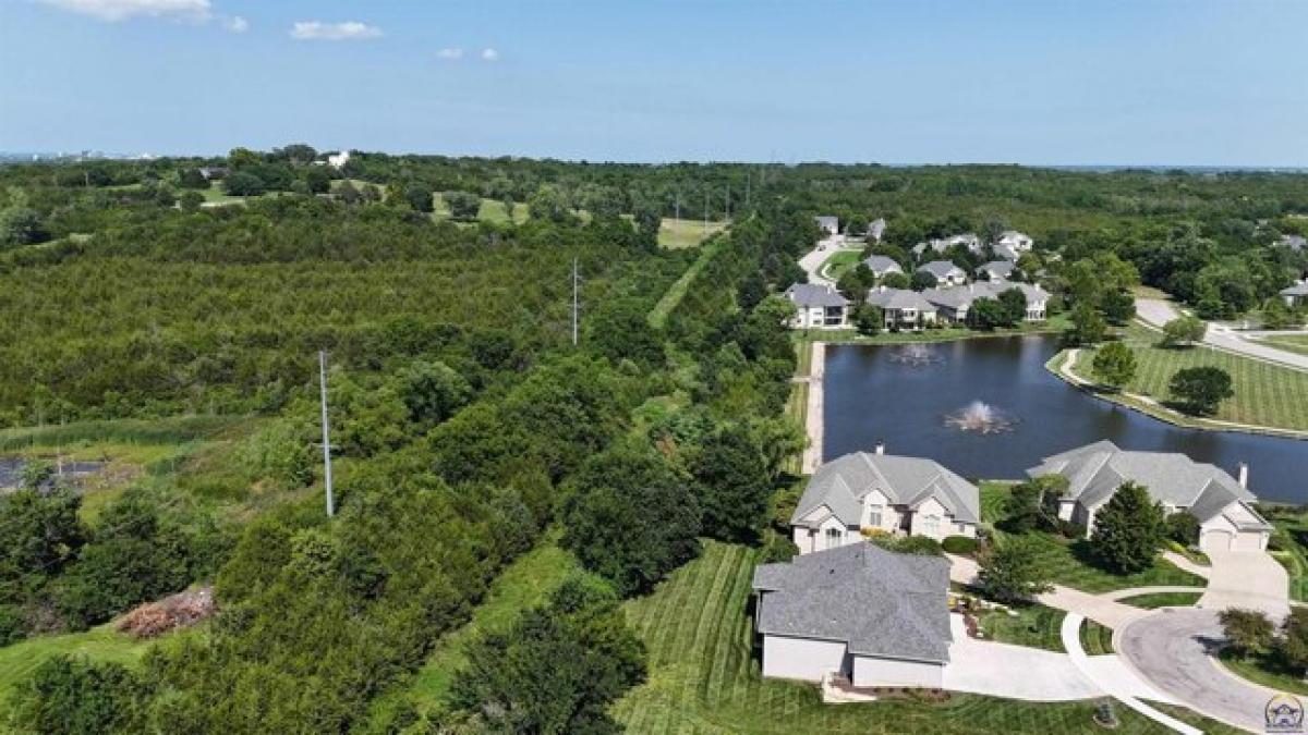 Picture of Residential Land For Sale in Topeka, Kansas, United States