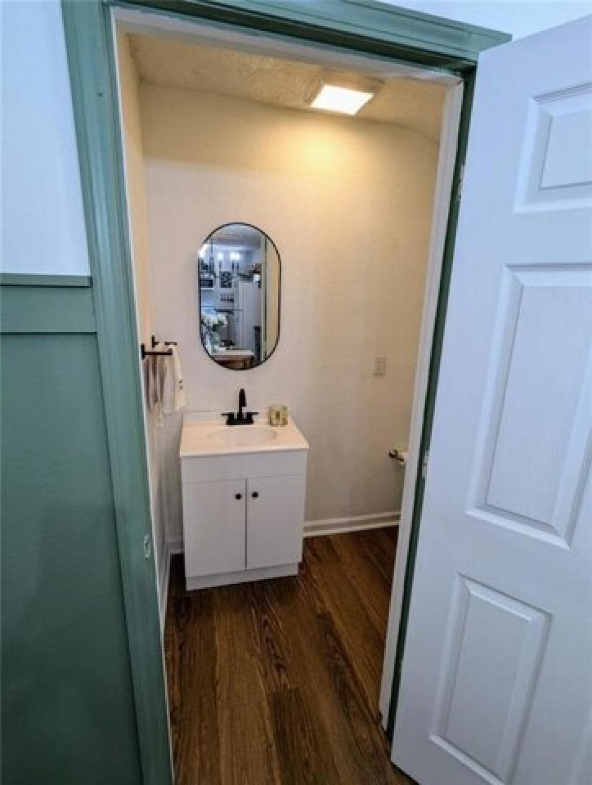 Picture of Home For Sale in Belton, Missouri, United States