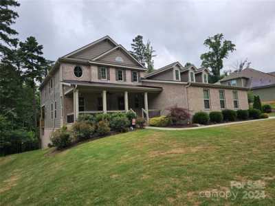 Home For Sale in Mooresville, North Carolina