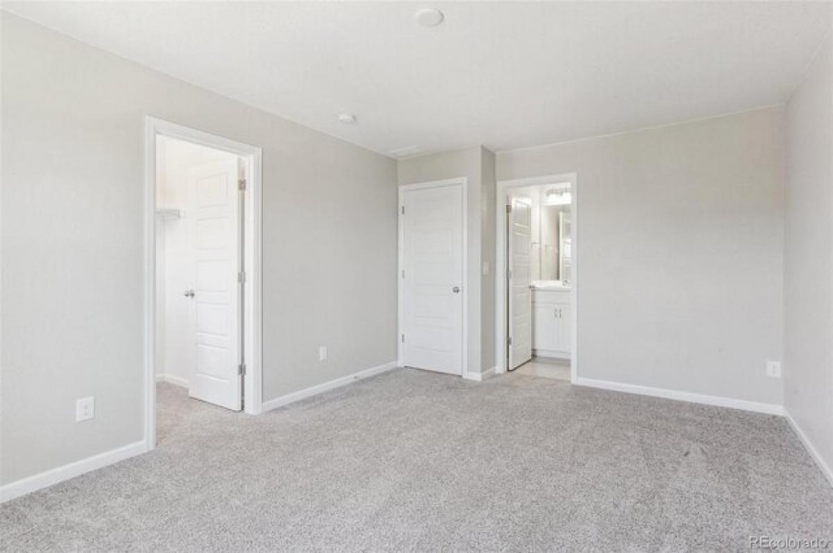 Picture of Home For Sale in Broomfield, Colorado, United States