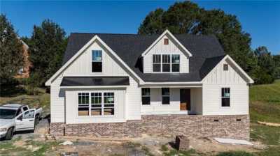 Home For Sale in Calhoun, Georgia