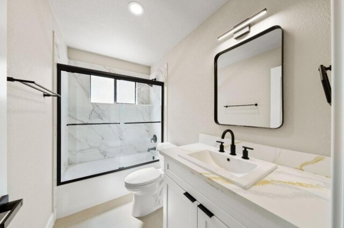 Picture of Home For Sale in Carmichael, California, United States