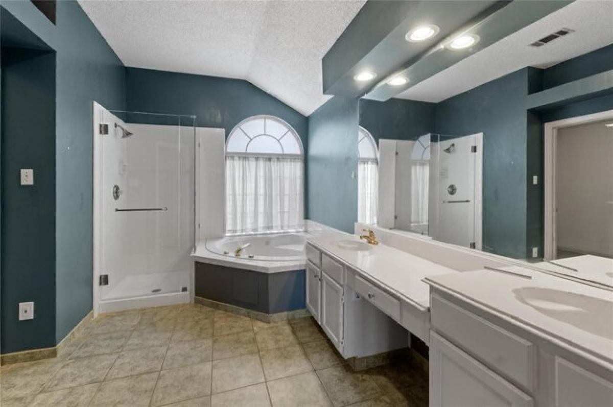 Picture of Home For Sale in Irving, Texas, United States