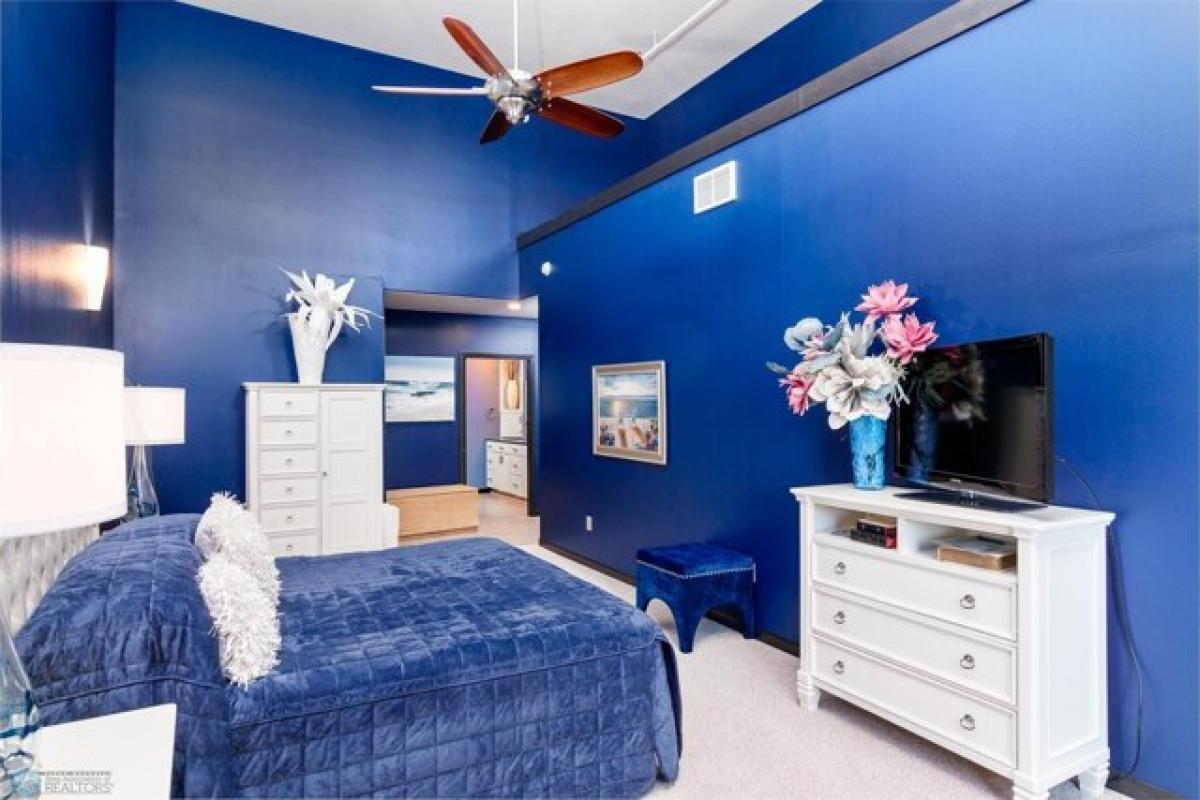 Picture of Home For Sale in Fargo, North Dakota, United States