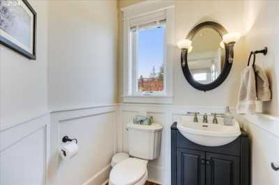 Home For Sale in McMinnville, Oregon