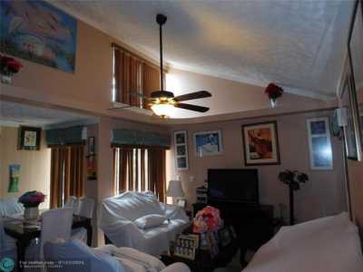 Home For Sale in Coral Springs, Florida